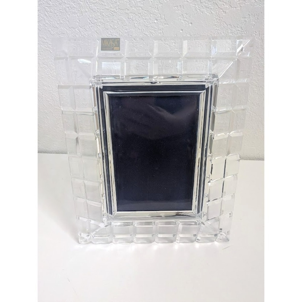 Mikasa Austrian Crystal Geometric Design Picture Frame. 9" X 11" New In Box‎